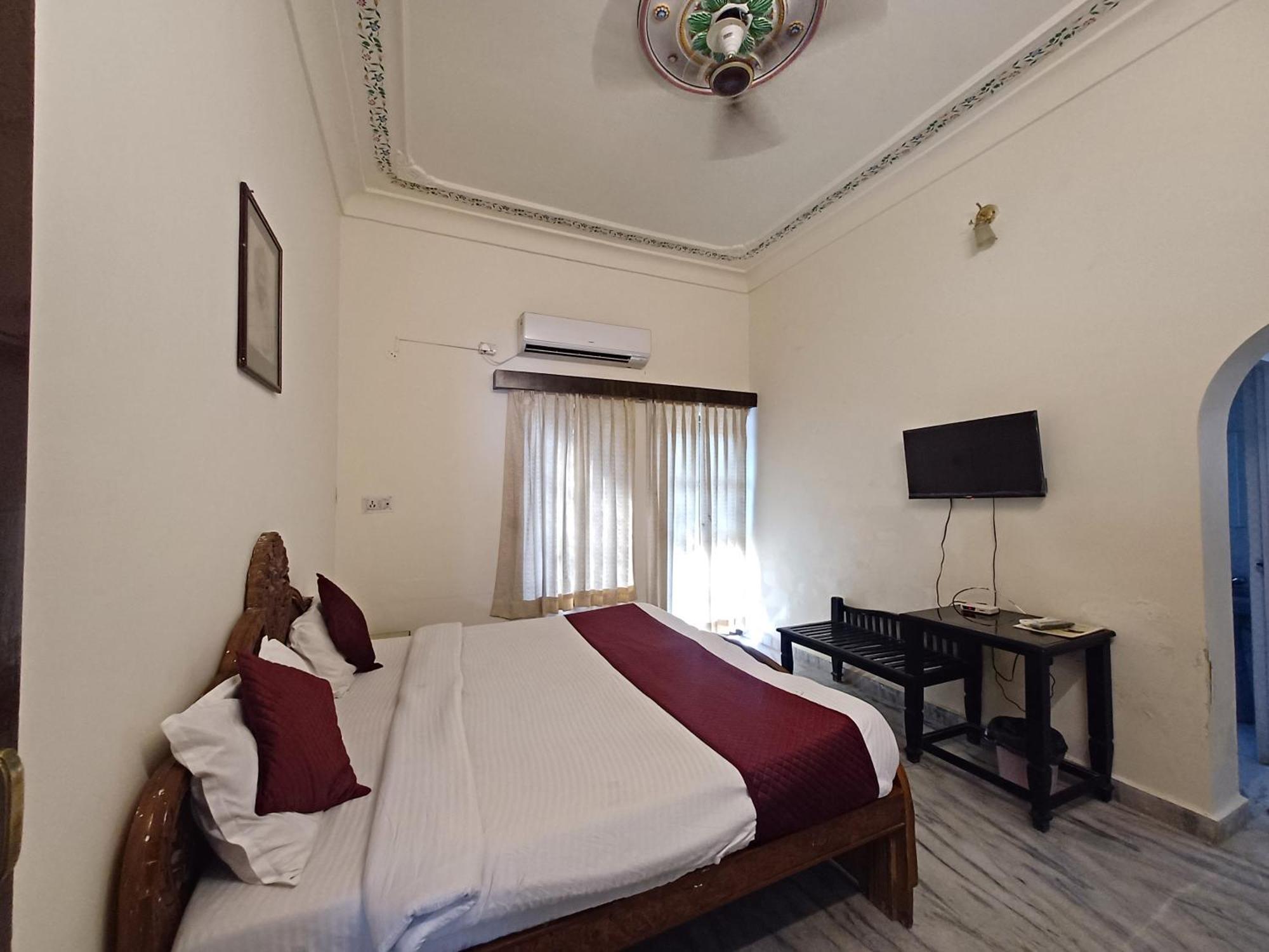 Hotel Green Haveli - A Heritage And Hill View Hotel , Pushkar Exterior photo